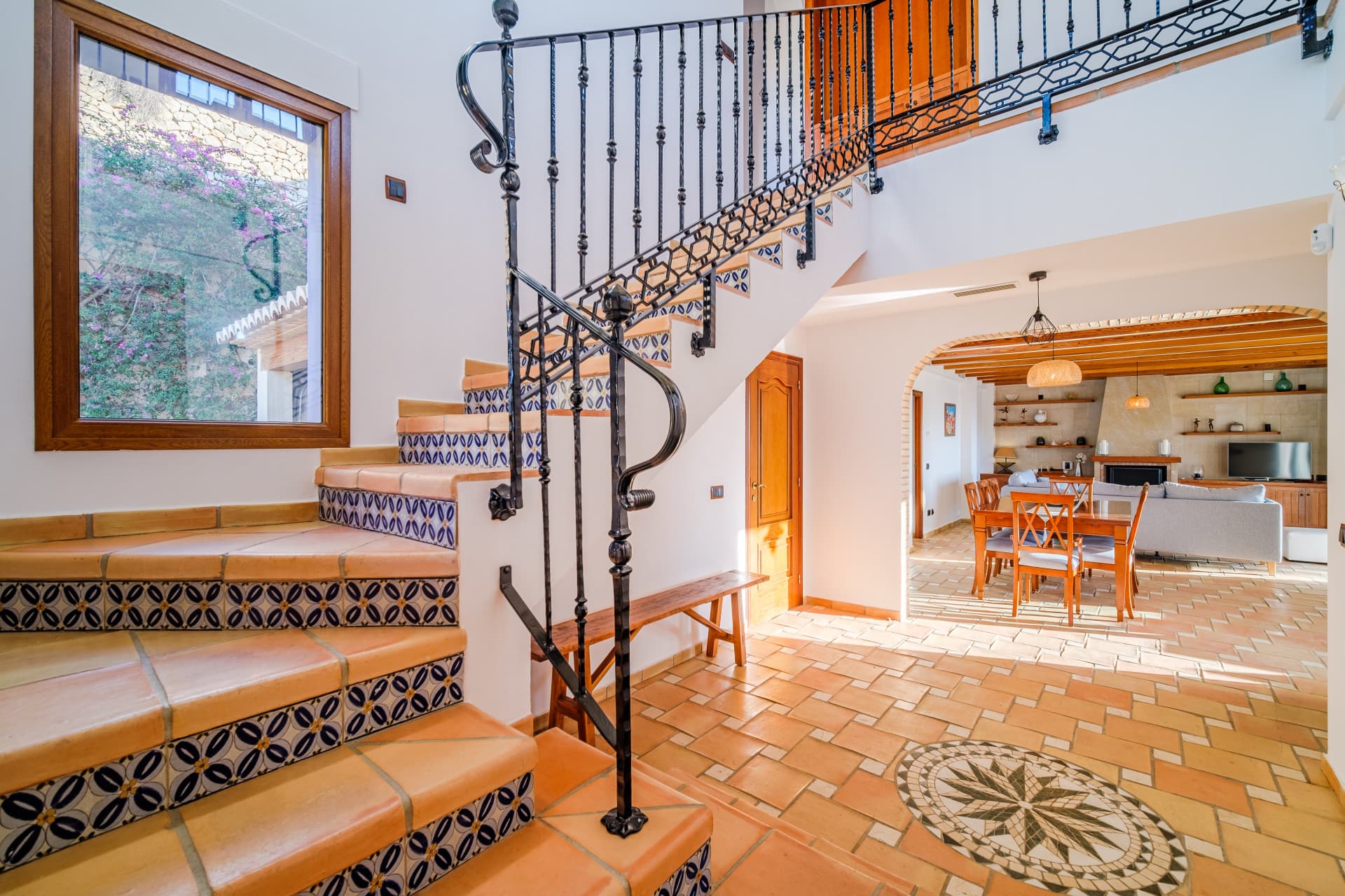 Cette impressionnante villa est située dans la belle ville de Moraira, dans la province d'Alicante. - 19