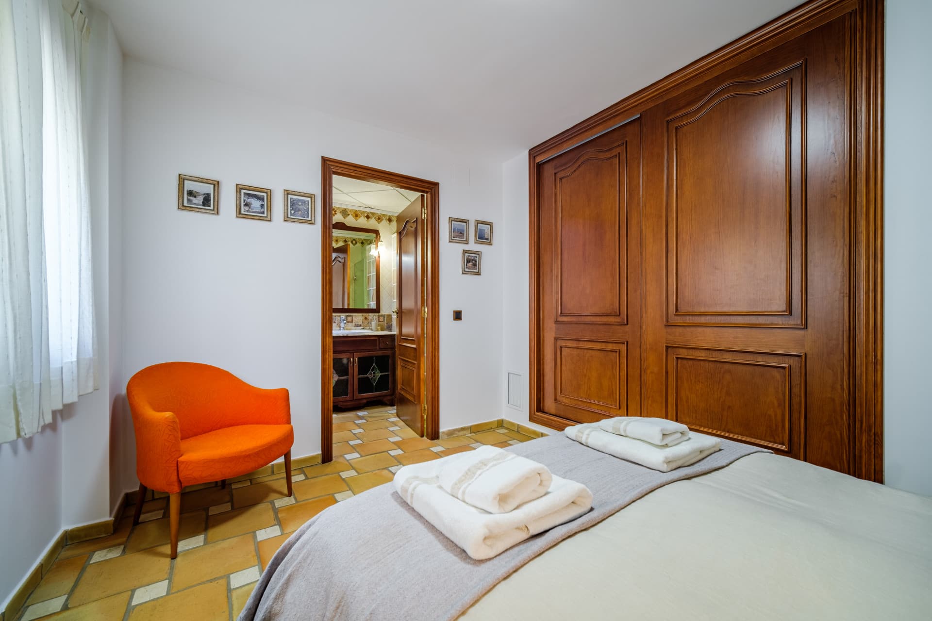 Cette impressionnante villa est située dans la belle ville de Moraira, dans la province d'Alicante. - 16