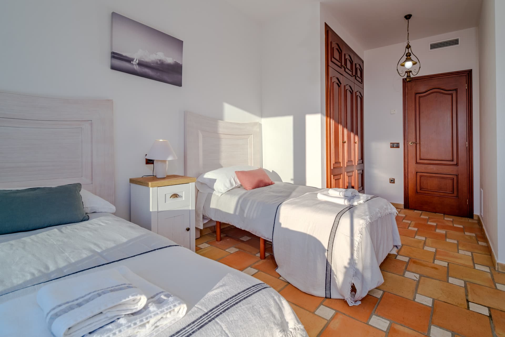 Cette impressionnante villa est située dans la belle ville de Moraira, dans la province d'Alicante. - 21