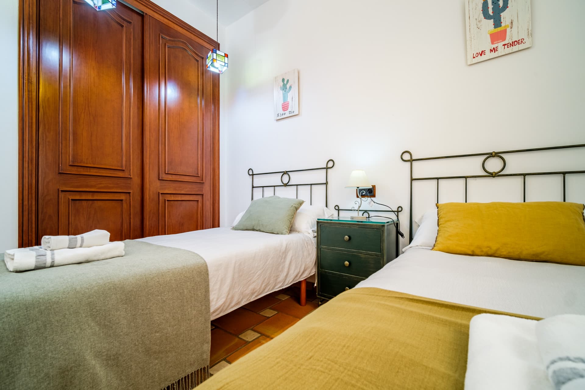 Cette impressionnante villa est située dans la belle ville de Moraira, dans la province d'Alicante. - 24