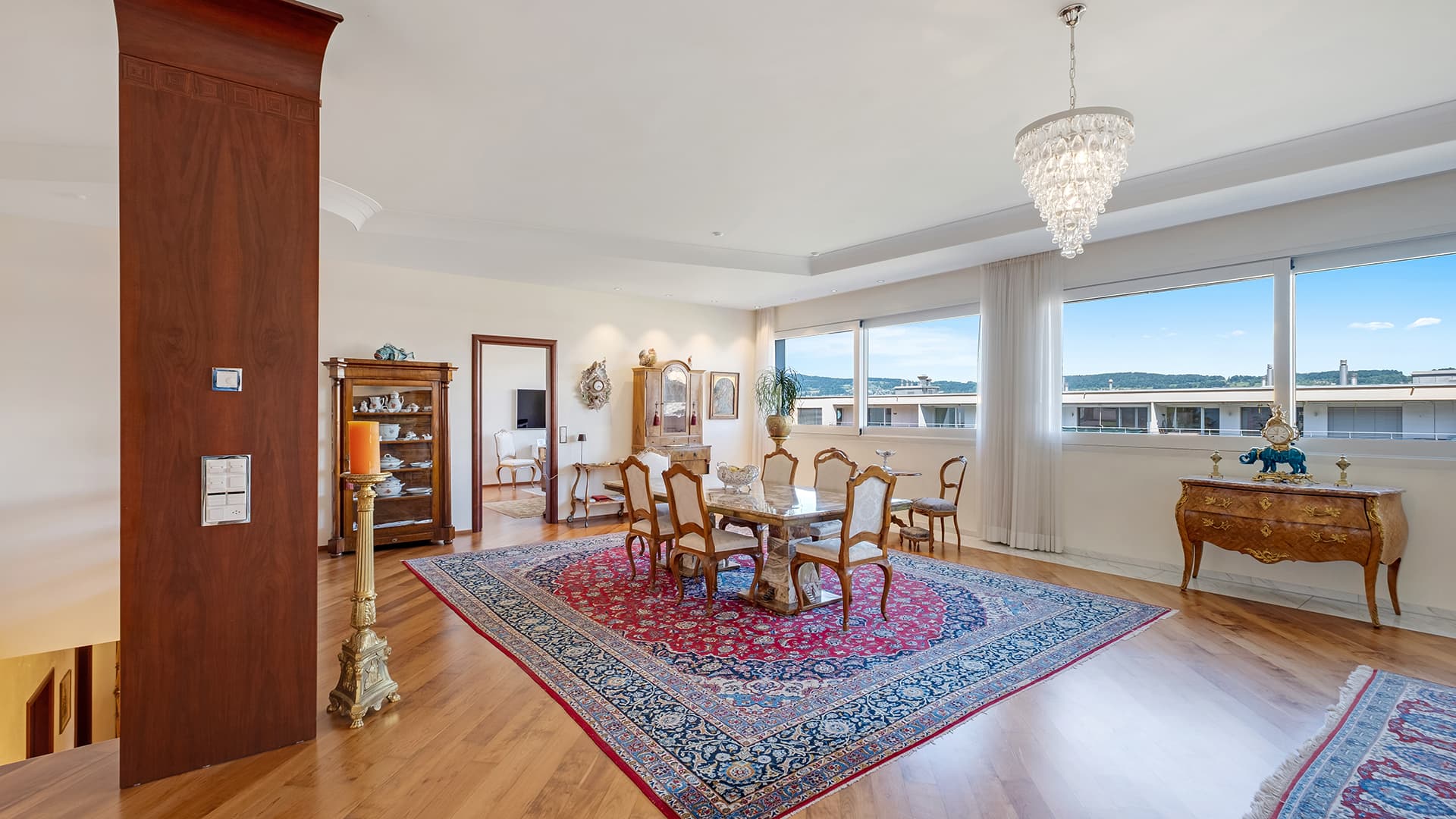 A bright, airy apartment with a spacious feel