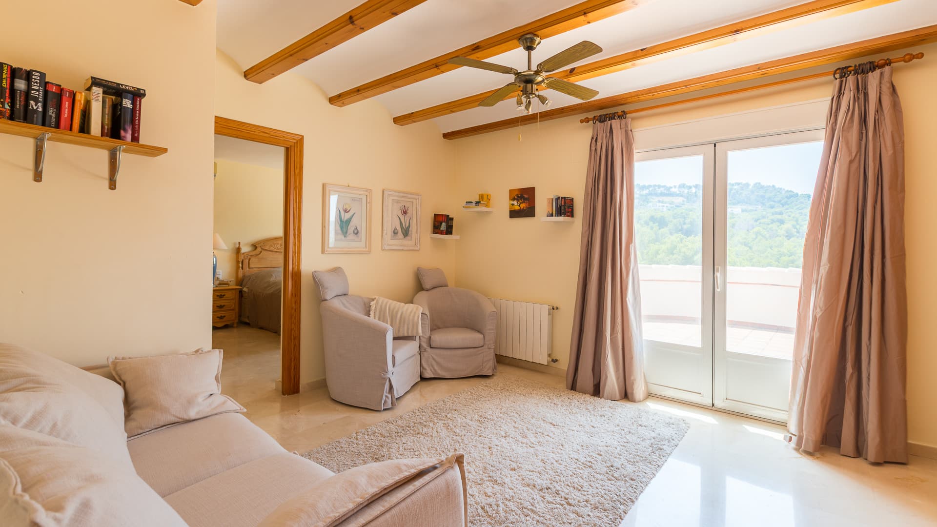 Cette fabuleuse villa est située dans le quartier de Portichol, l'un des quartiers les plus exclusifs de Jávea, près de la magnifique plage de La Barraca et à 5 minutes de la crique de Cala Blanca. - 8