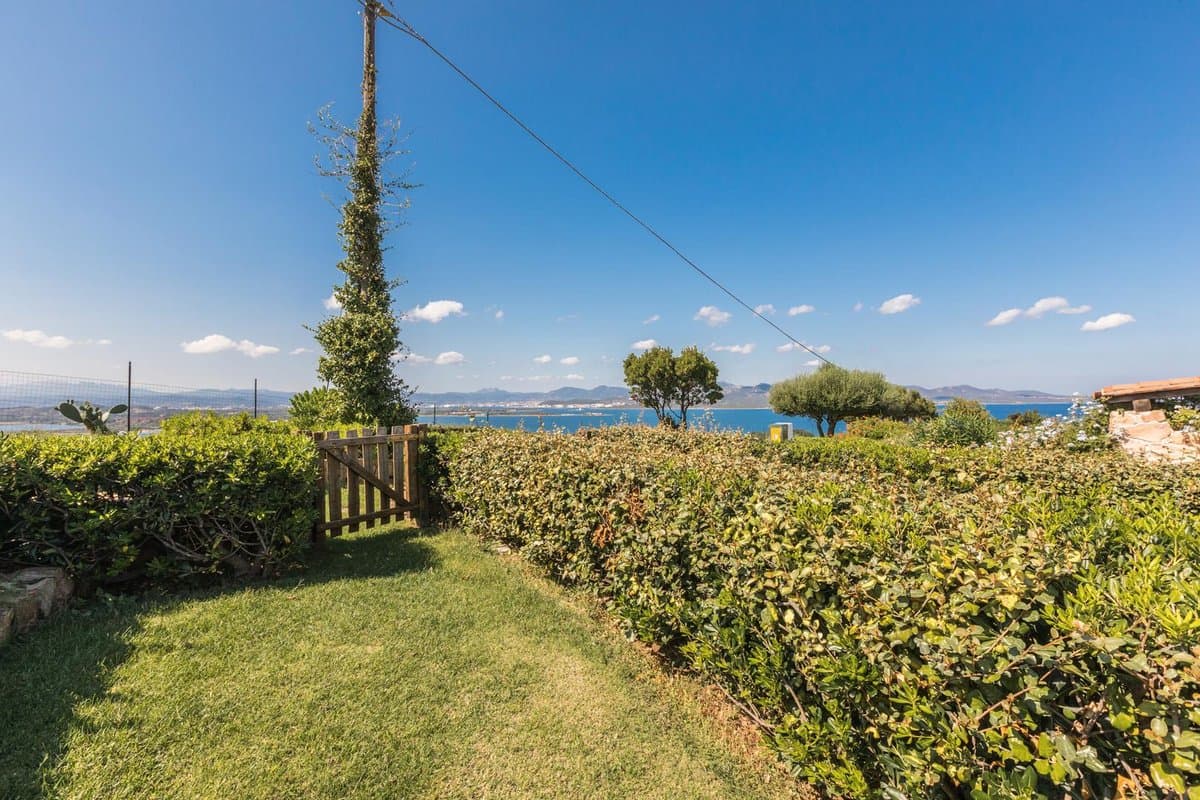 Two-room flat for 4 people with sea view and Wi-Fi – Superior - 1