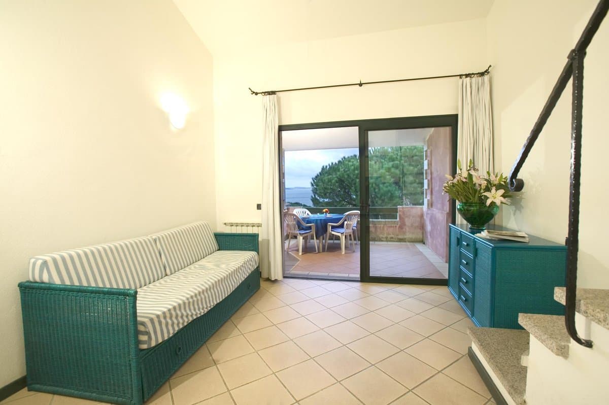Three-room flat F - 2