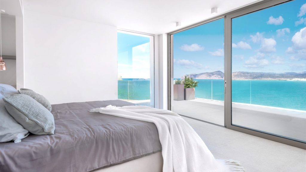 Dormitorio con vistas al mar - casa en venta en Santa Ponsa, Mallorca