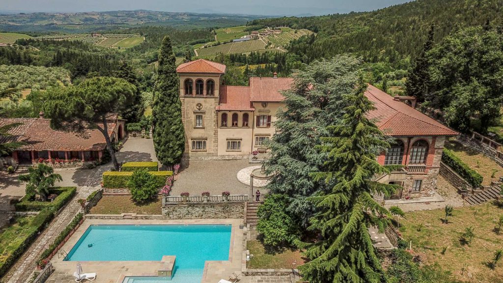 Tenuta vitivinicola con vigneto a Castellina