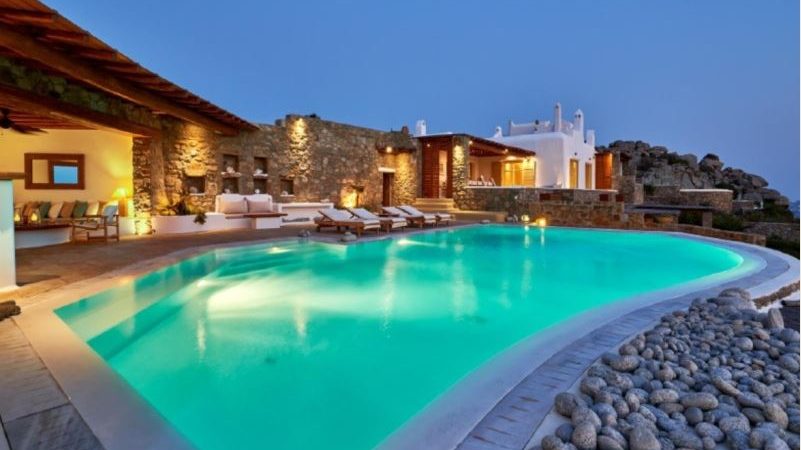 Luxury house for sale in Mykonos, in the Greek Islands