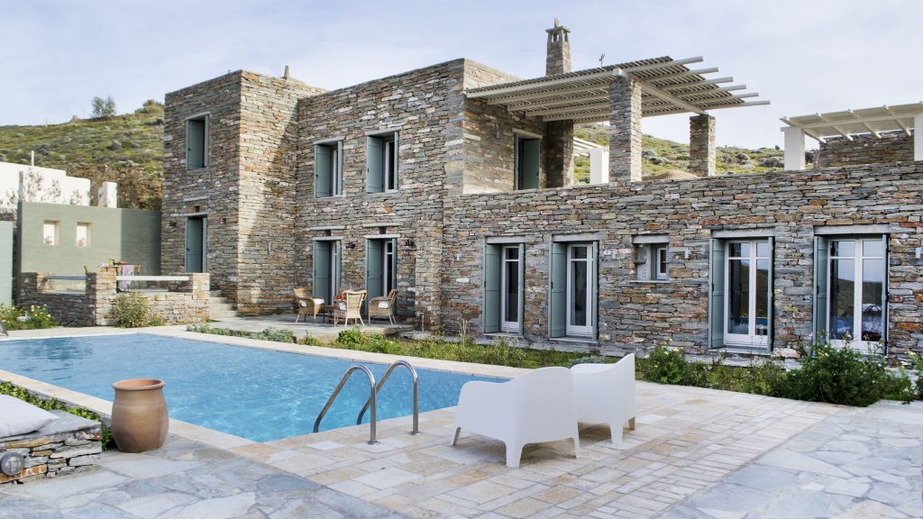 Rustic and modern house for sale in Kea, Greek Islands