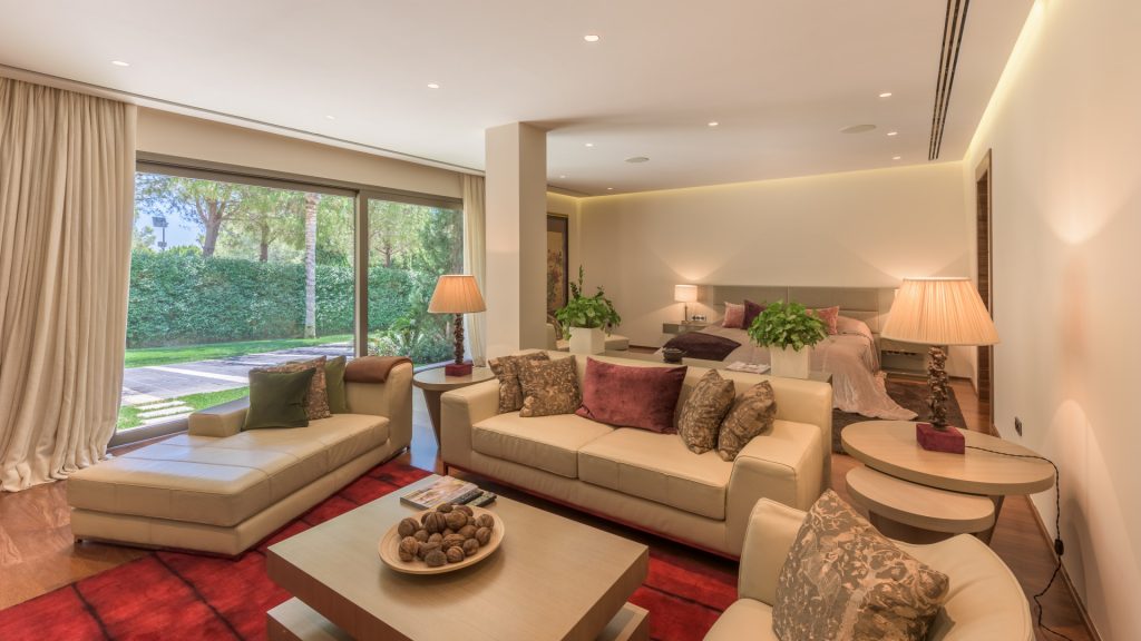 Bedroom with lounge area