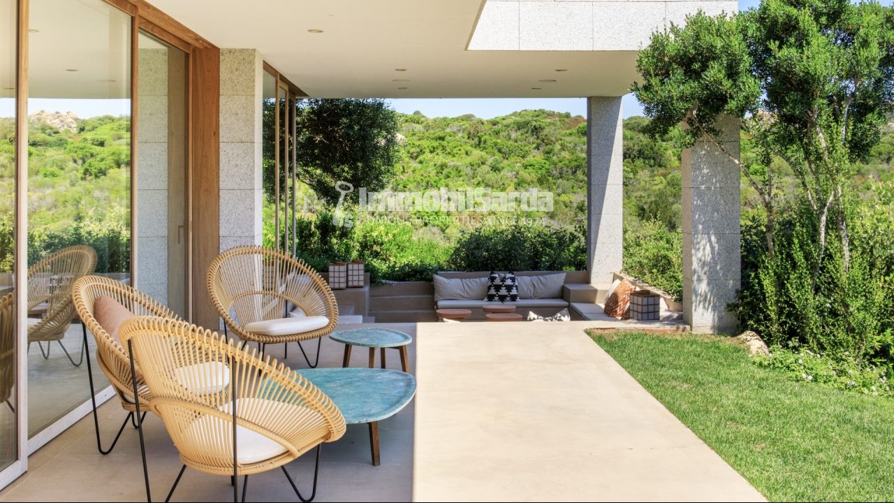 Terraza equipada enclavada en plena naturaleza