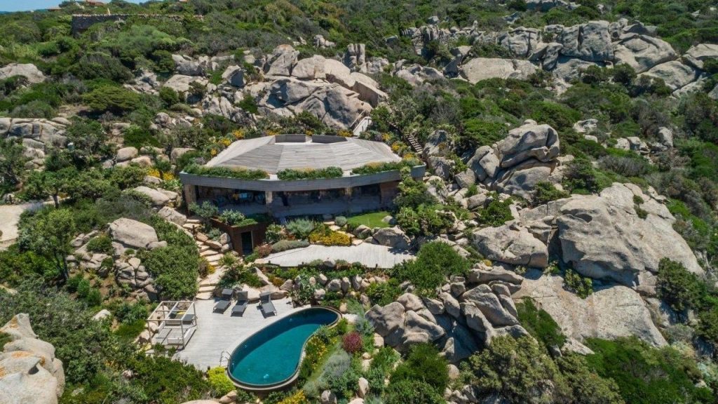 Biodesign in the Luxury Market: Villa Cuata