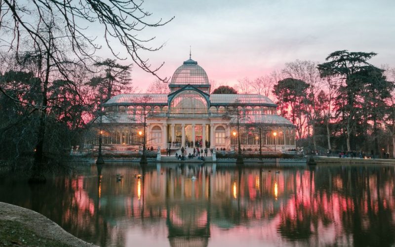 Explore the best real estate opportunities in Spain’s top cities, Barcelona and Madrid. Compare key neighborhoods, property trends, and investment potential for home buyers.