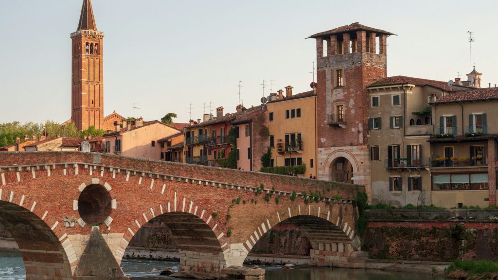 exclusive properties in verona