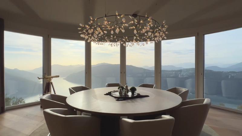 villa in lake lugano