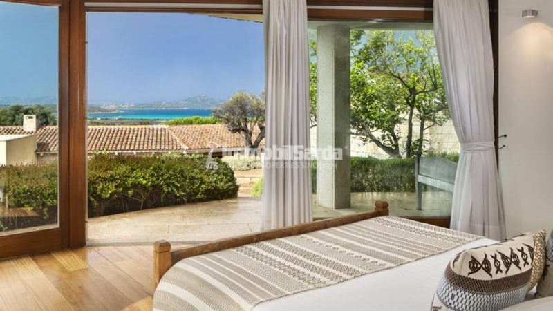 Luxury villa for sale in Puntaldìa, Sardinia